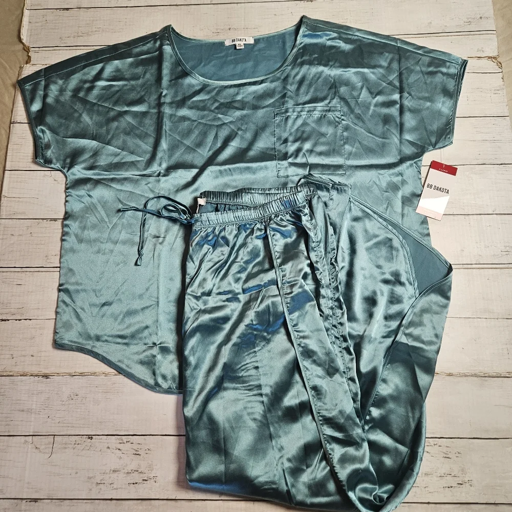 BB Dakota Teal Green 2 Piece Satin Lounge‎ Set NWT Size XL